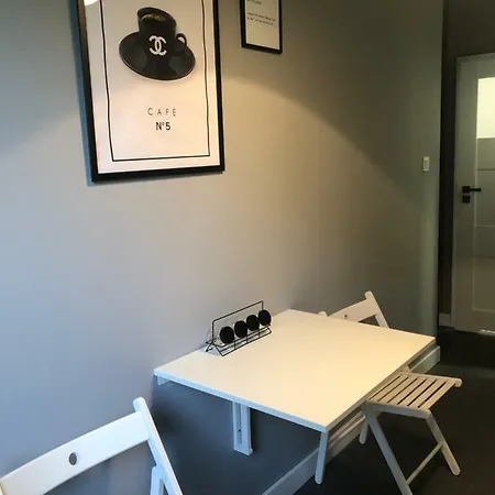 Pokoj Dwuosobowy W Mieszkaniu 3 Pokojowym Nad Morzem , Zabianka Apartment