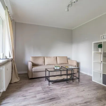 Pokoj Dwuosobowy W Mieszkaniu 3 Pokojowym Nad Morzem , Zabianka *