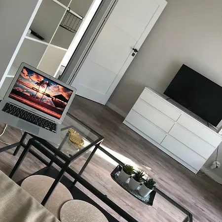 Apartment Pokoj Dwuosobowy W Mieszkaniu 3 Pokojowym Nad Morzem , Zabianka